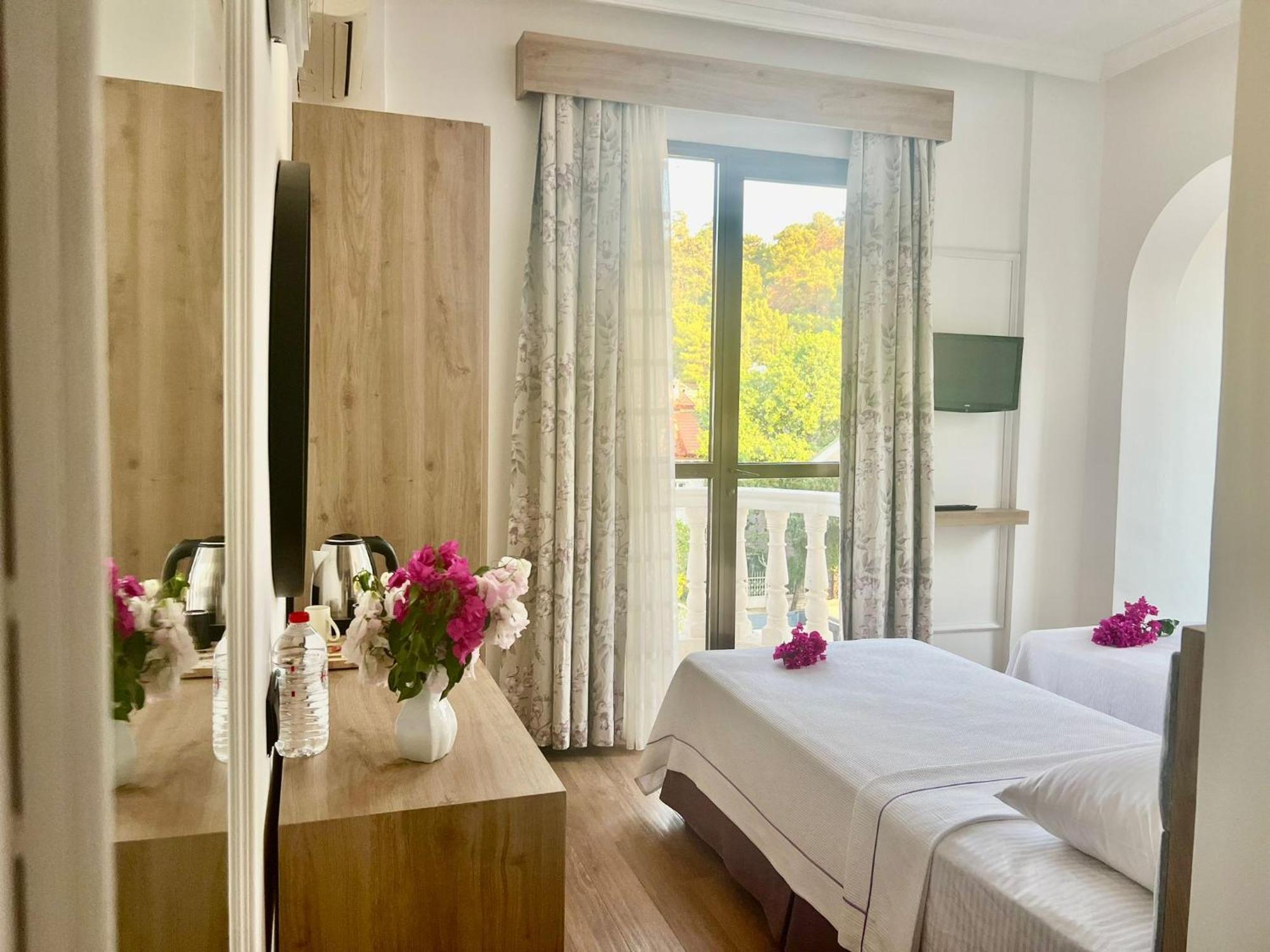 Carikci Hotel Мармарис Екстер'єр фото